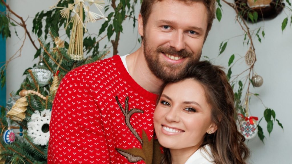 Актори серіалу «Викрадена на Різдво» — Антоніна Хижняк, Роман Луцький