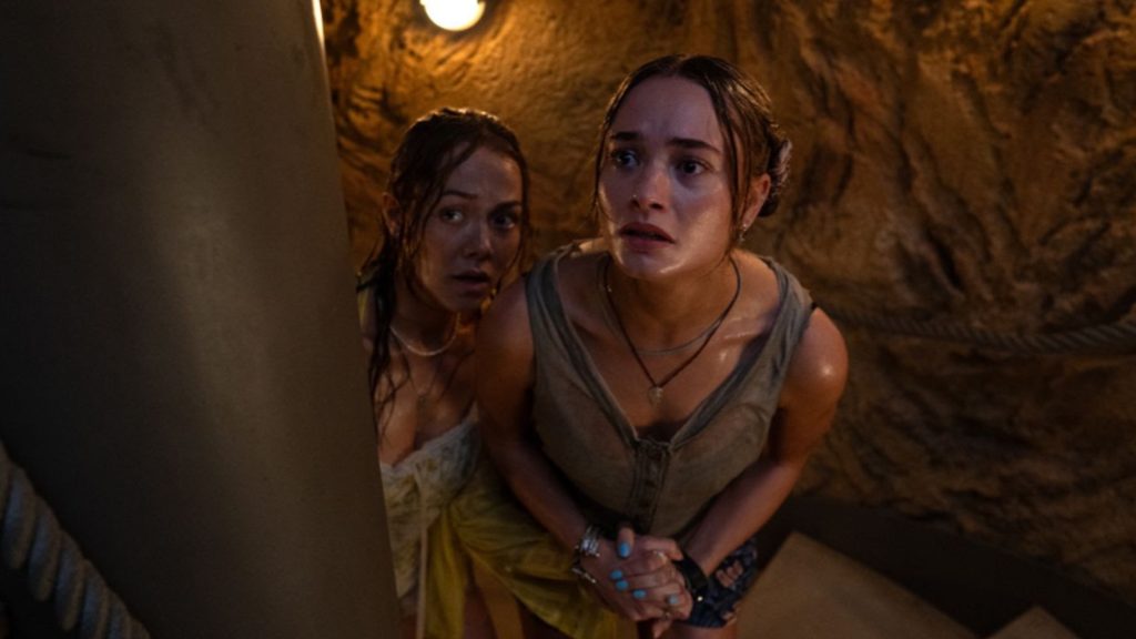 Напружена сцена виживання у фільмі жахів «Примат»