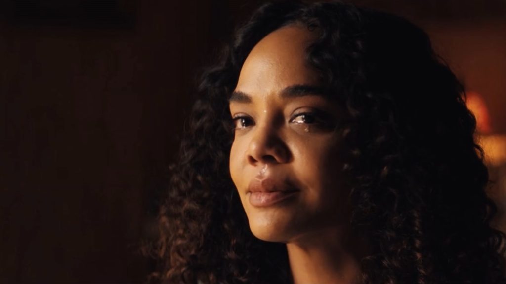 Кадр із серіалу «Його і її» — журналістка Анна