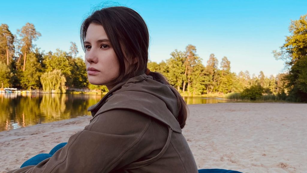 Серіал Дрібне пташеня 2026 СТБ кадр