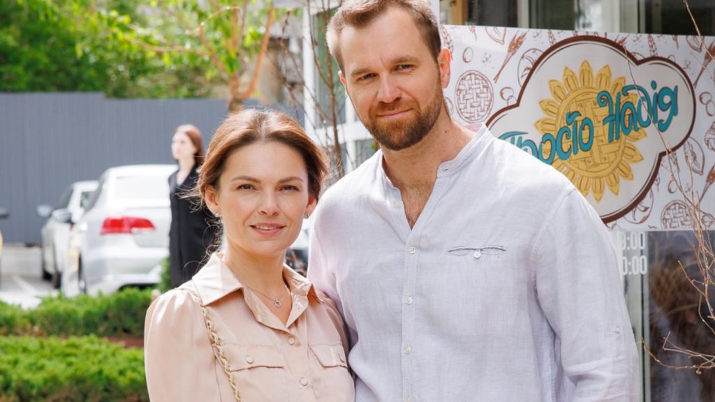 Надія і Максим у другому сезоні серіалу Просто Надія