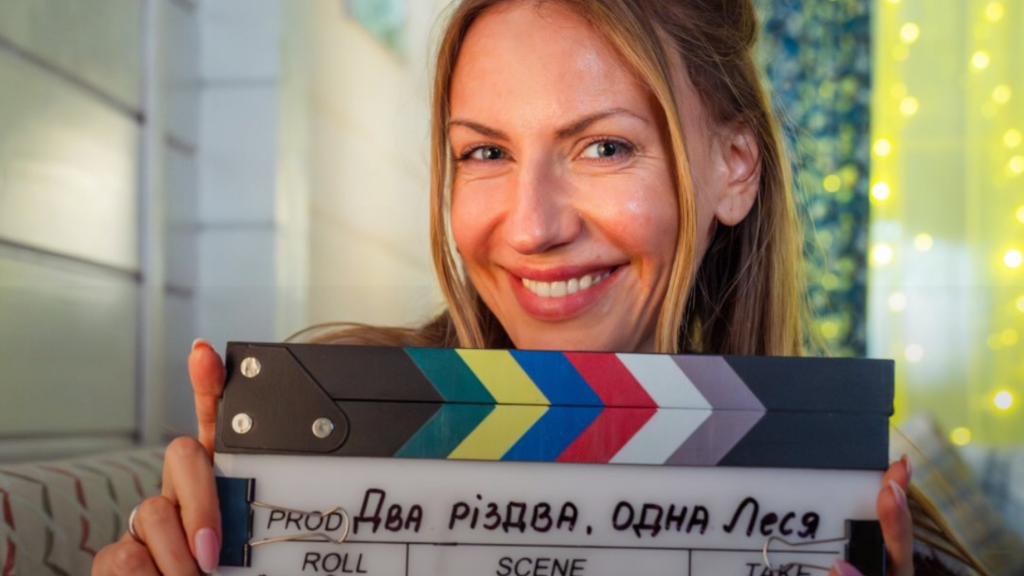 Леся Нікітюк на зйомках фільму «Два Різдва, одна Леся» 2027 року.