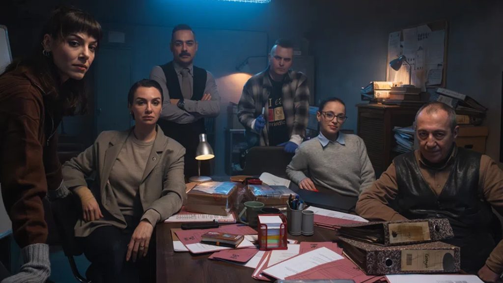 Турецький серіал Кладовище 3 сезон (Mezarlik, 2026) - команда разом