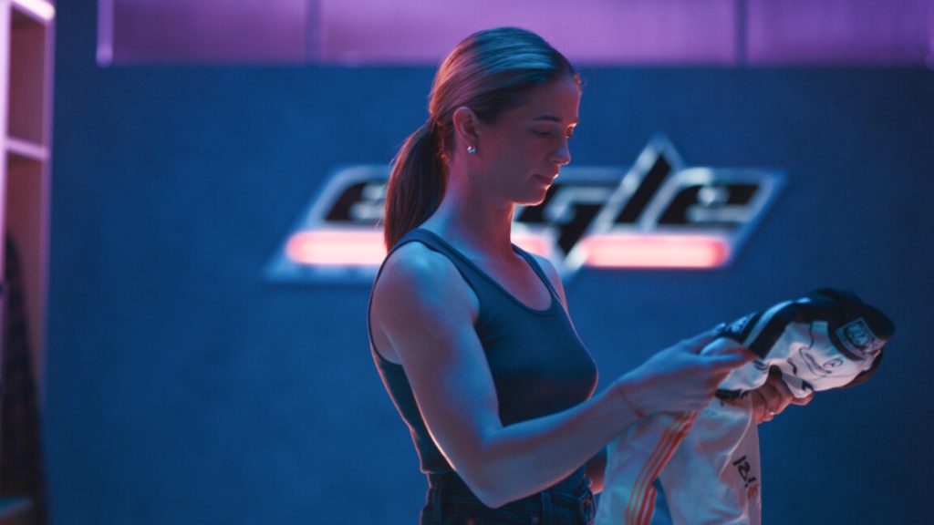 Драйв: Претенденти (Drive – The Pretenders, 2026) – головна героїня Сара